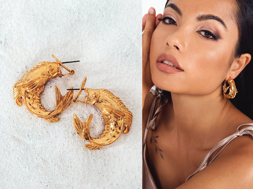 Make Yourself Pop: Bright & Neon Handbags Rule the Runway